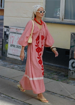 Abelone kjole Red Flower Sissel Edelbo 
